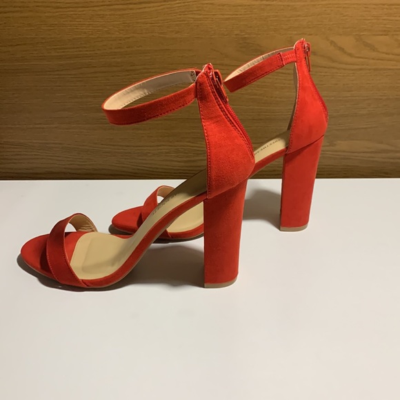 Sexy red heels good for a night out or to pull together a cute outfit - Picture 2 of 5